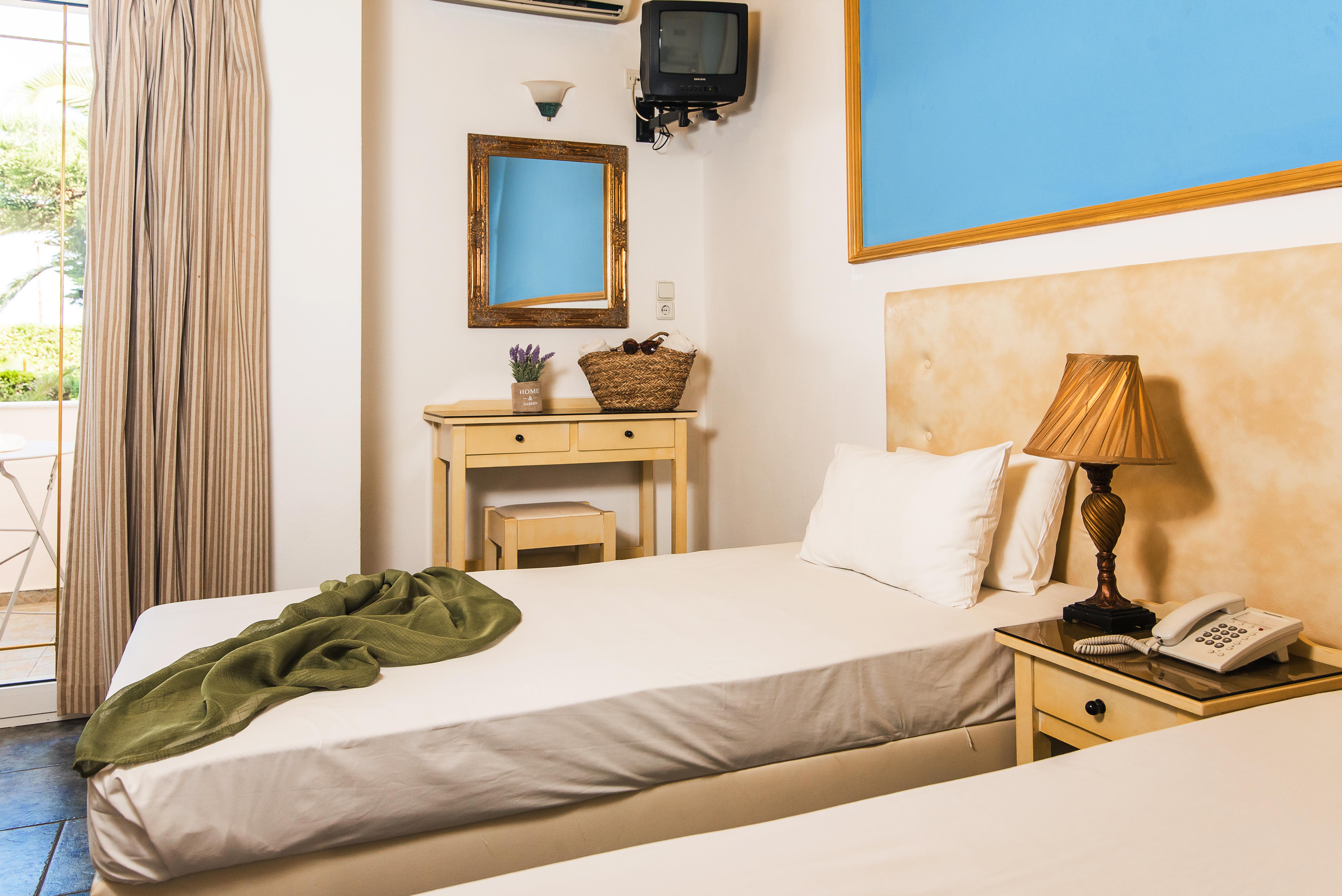 Yiannis Manos Hotel Resort Malia Extérieur photo