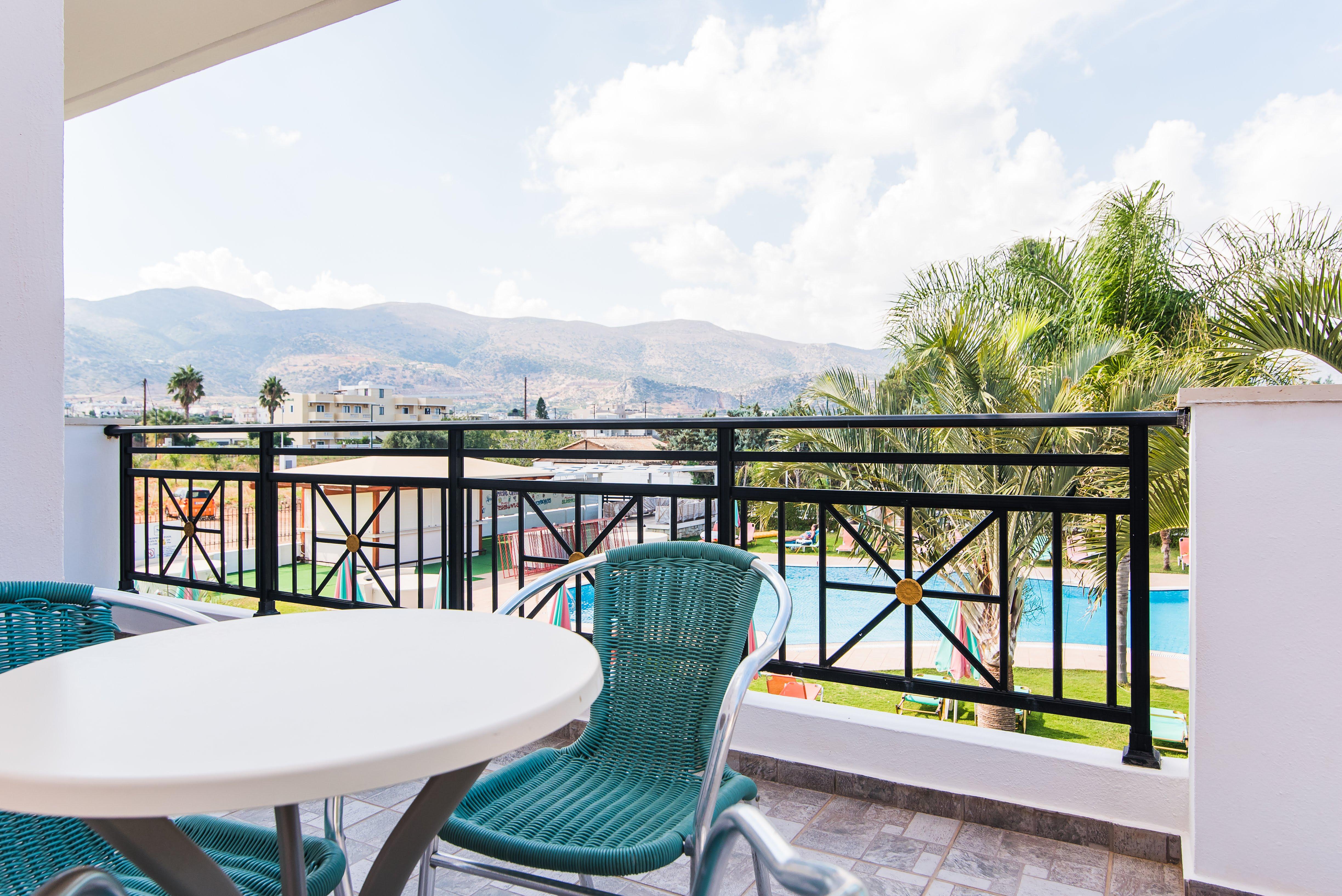 Yiannis Manos Hotel Resort Malia Extérieur photo