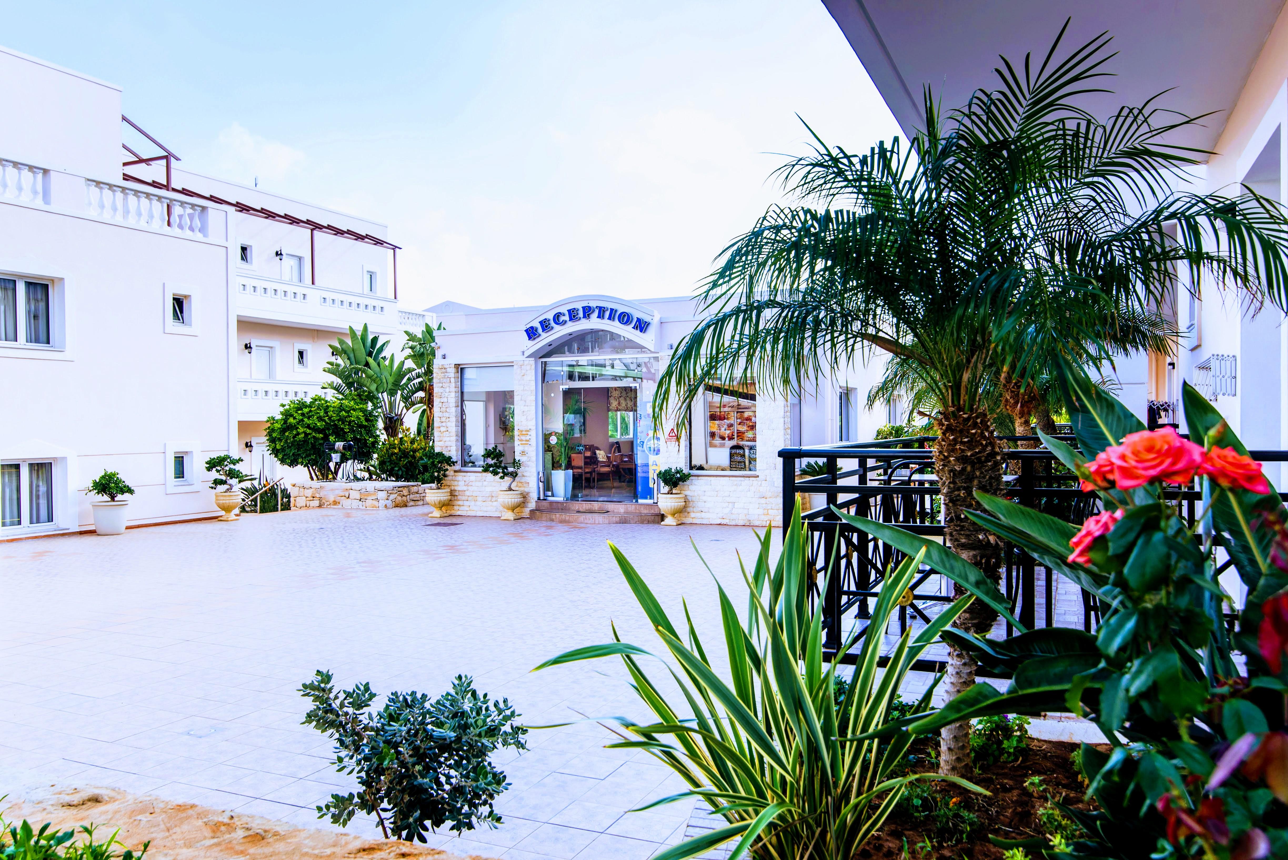 Yiannis Manos Hotel Resort Malia Extérieur photo