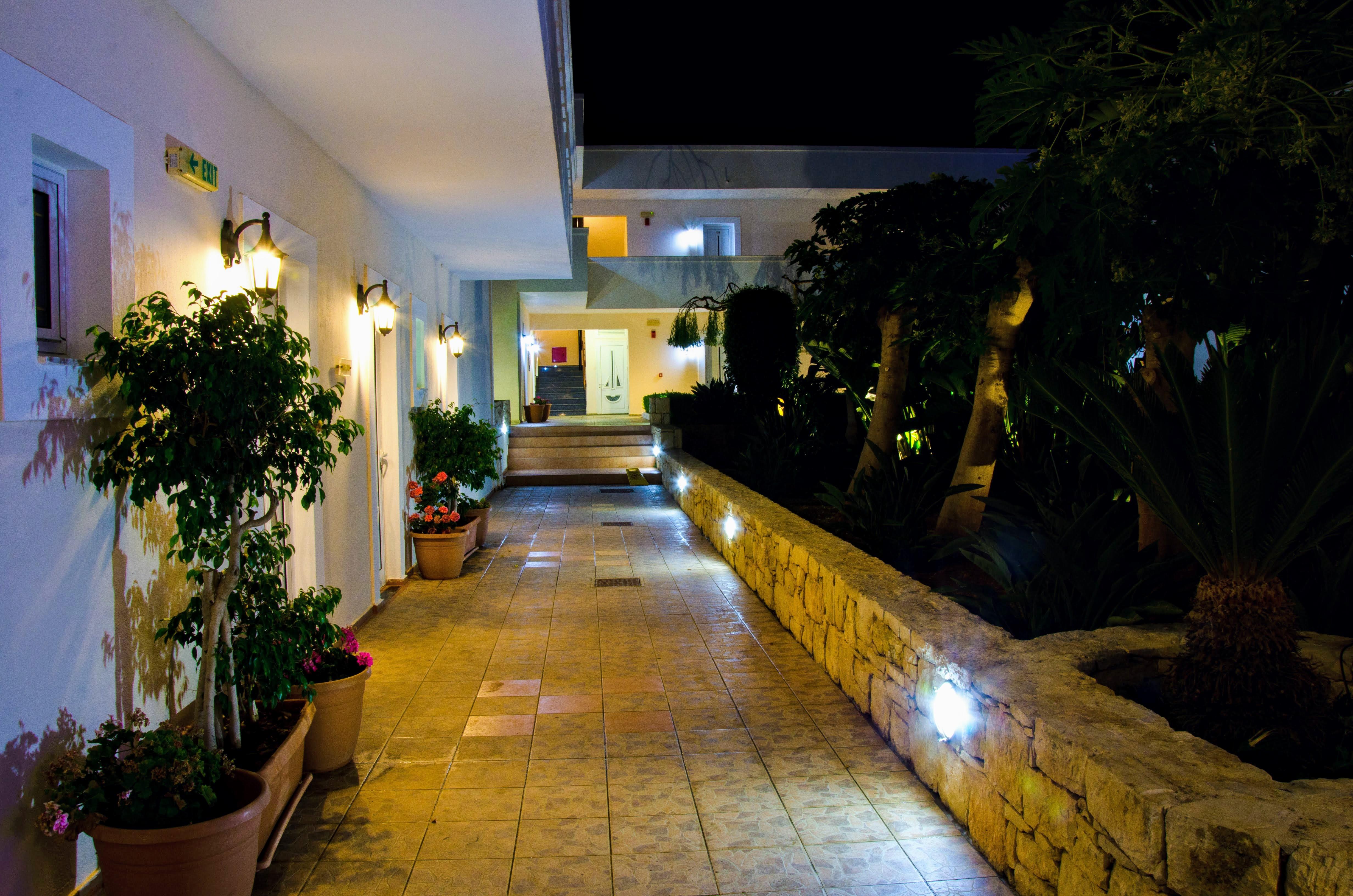 Yiannis Manos Hotel Resort Malia Extérieur photo